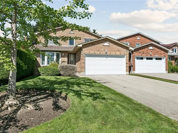 1287 Willowbank Trl, Mississauga, ON L4W 3P9