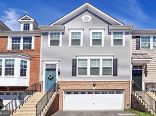 8937 Englewood Farms Dr, Manassas, VA