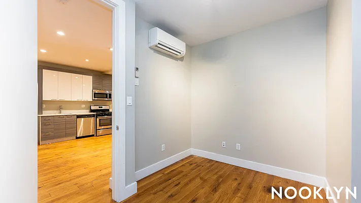 Rented by Nooklyn NYC LLC | media 8