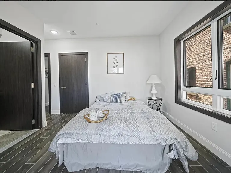188 Kensington Ave #5B — Photo 11