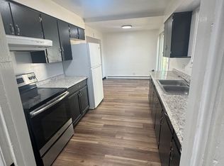 521 S 1st St, Central Pt, OR 97502