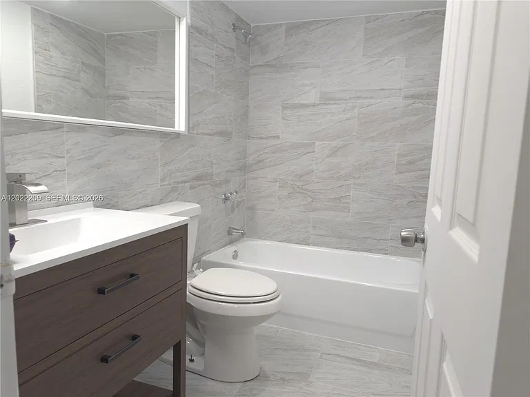 1309 NW 8th Ave — Photo 18