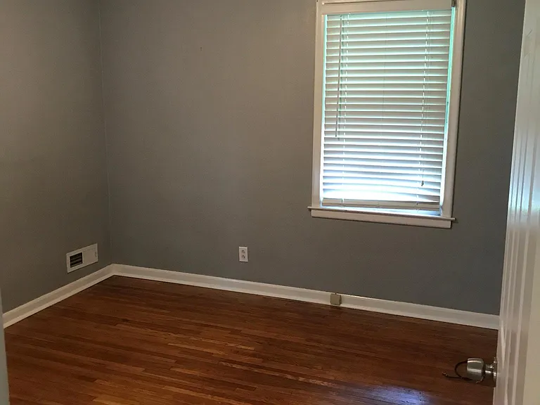 805 Brookley Blvd — Photo 7