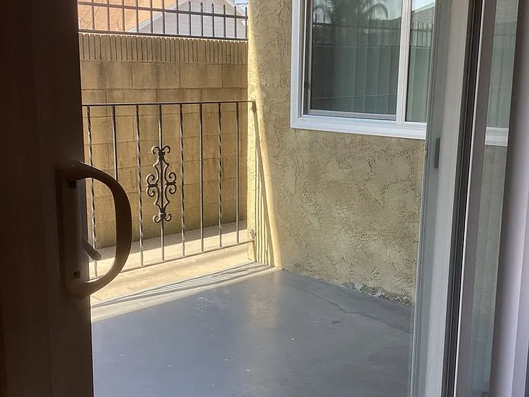 7860 Stewart & Gray Rd — Photo 12