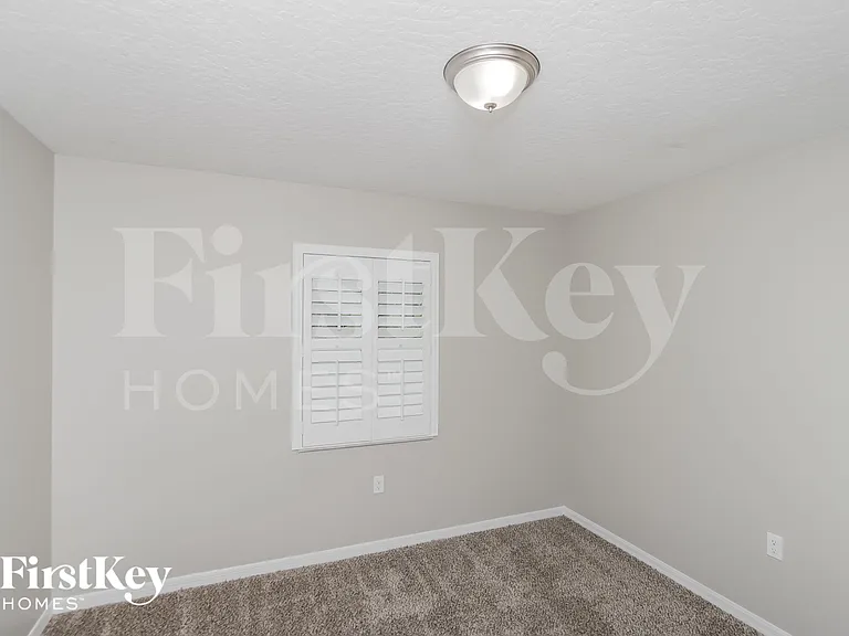 1309 Buffing Cir SE — Photo 11