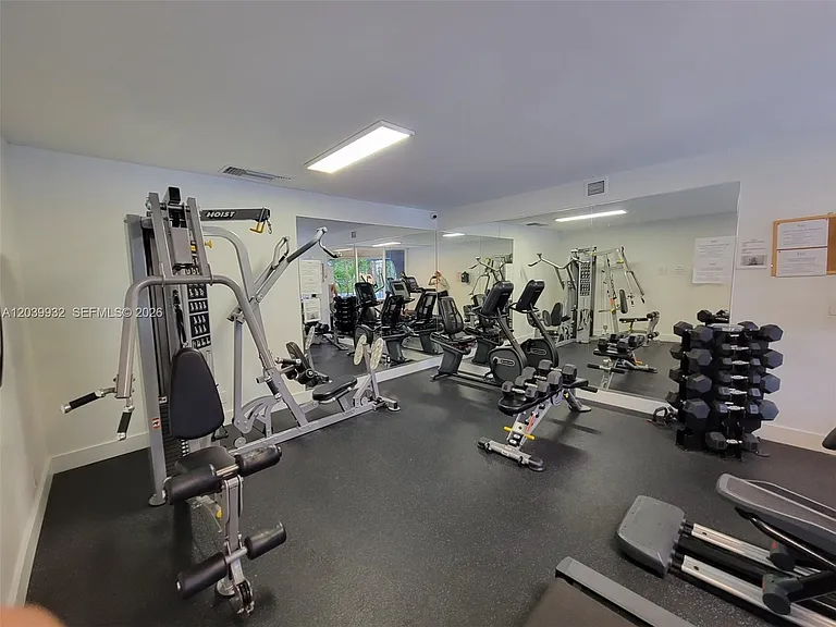 4550 NW 9th St #512E — Photo 13
