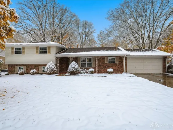 1367 Howell Rd, Dayton, OH 45434