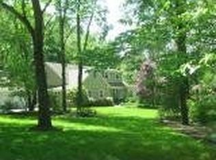 3 Country Ln, Basking Ridge, NJ 07920