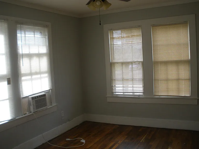 867 East Blvd — Photo 8