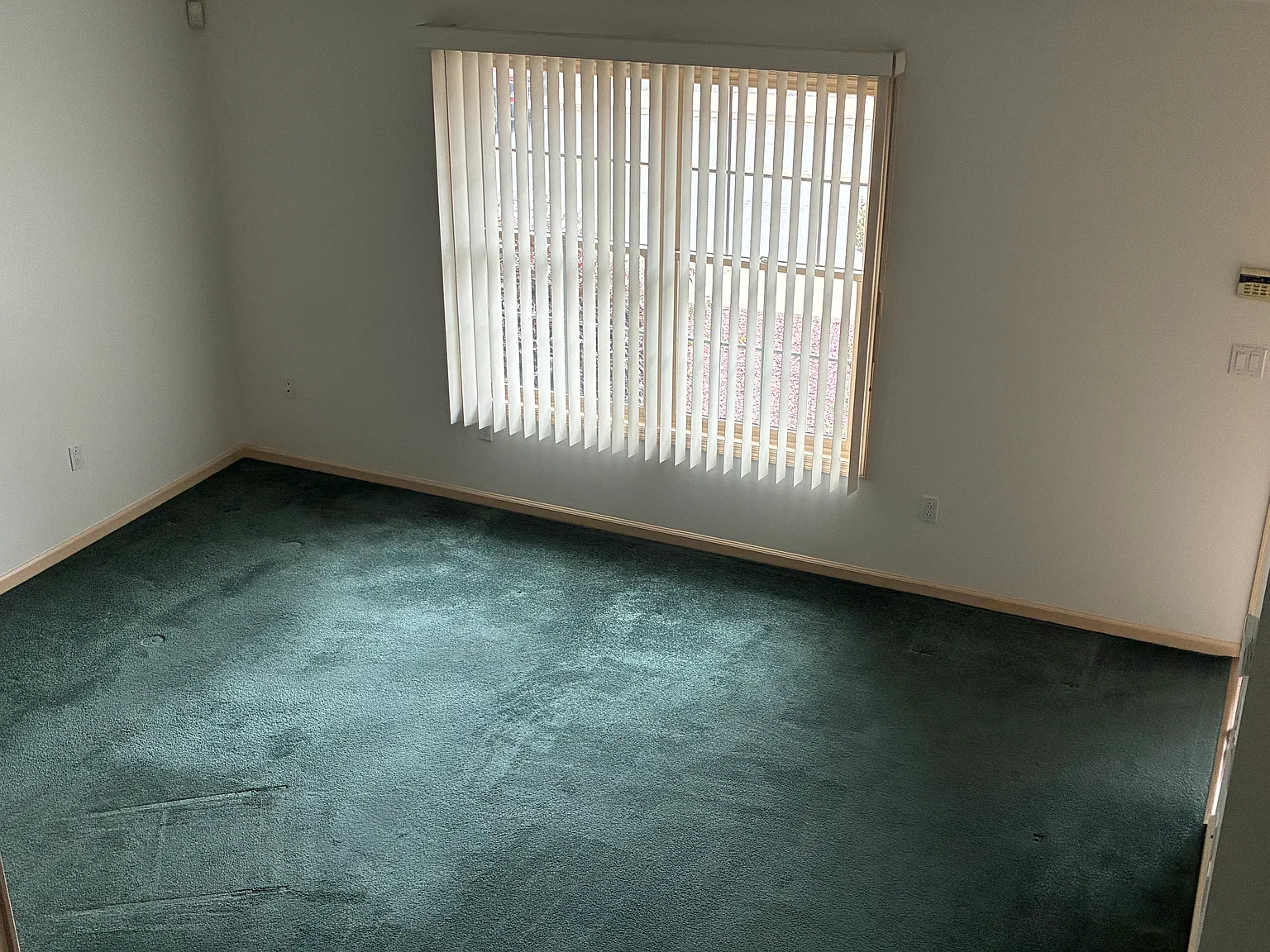 2 bed, 975 sqft, $1,100 — Photo 3