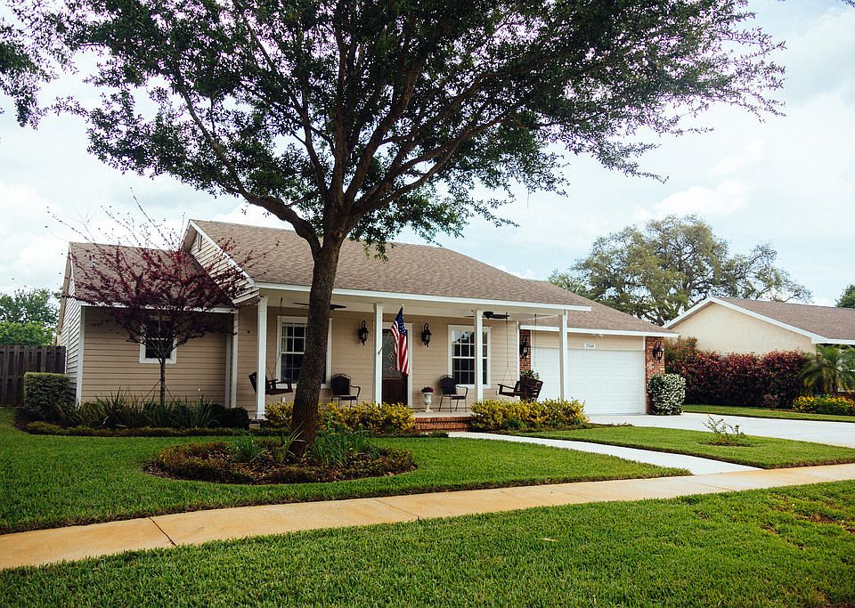 1st image of 2550 White Oak Ln