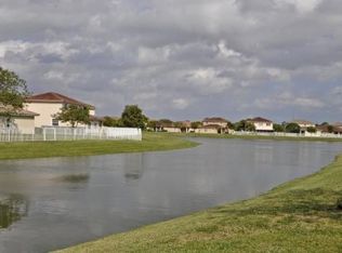 7385 NW 19th Ct, Pembroke Pines, FL 33024