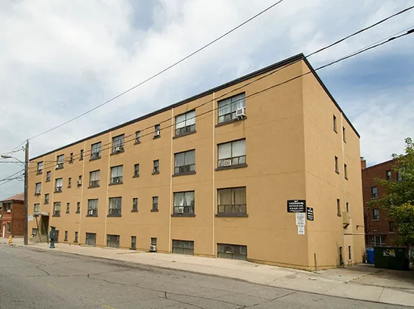 641 Vaughan Rd, Toronto, ON M6E 2Y4