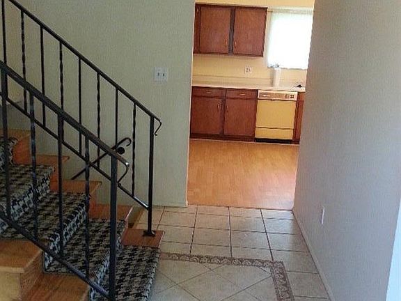 3rd image of 5113 Heatherton Dr