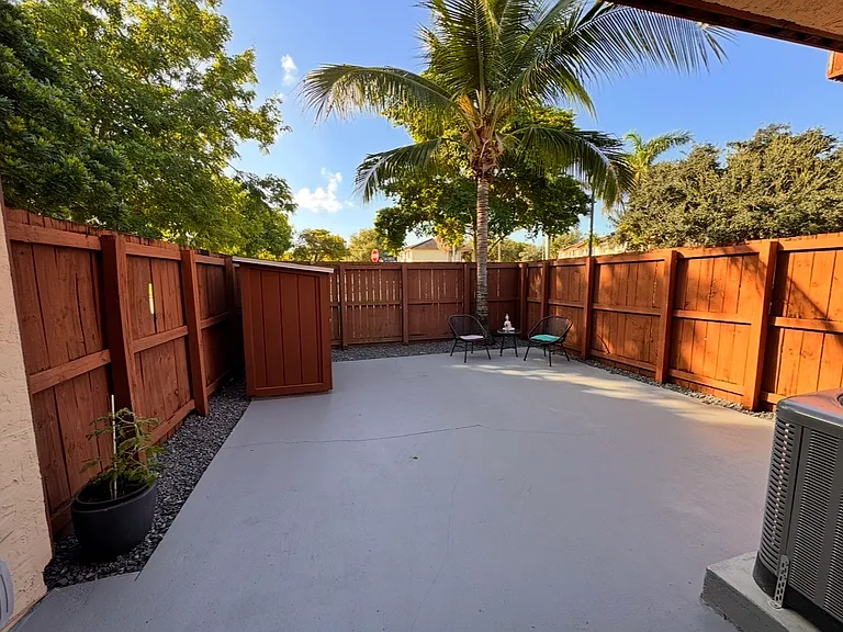 6604 SW 114th Pl #B72 — Photo 17