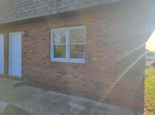 1207 Pine St APT D, Lebanon, MO 65536