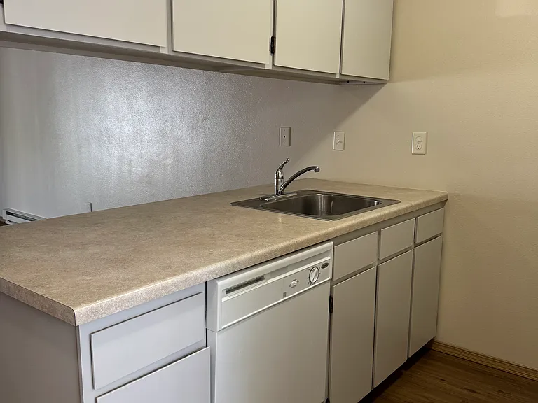 The Villa Kitchen