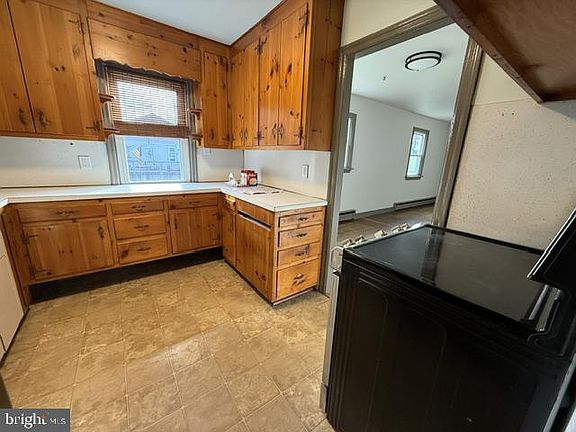 5th image of 1013 Buck Rd