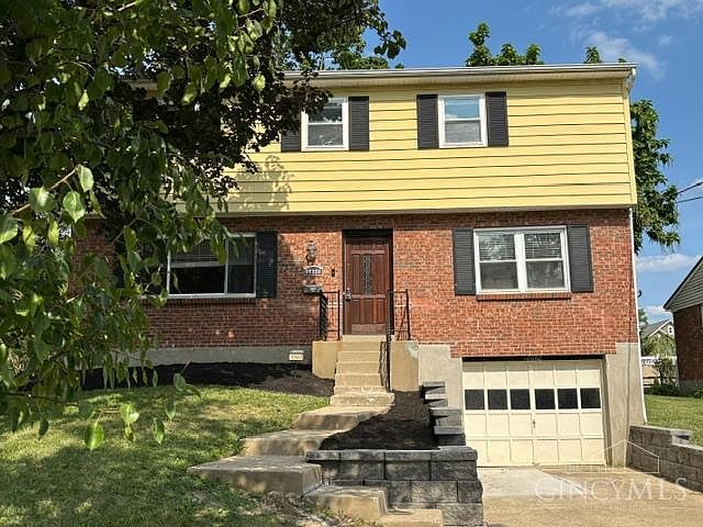 1st image of 10660 Bridlepath Ln