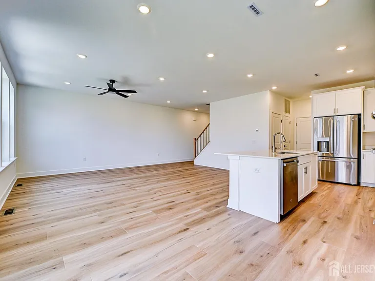 13 Griffin Ln — Photo 18