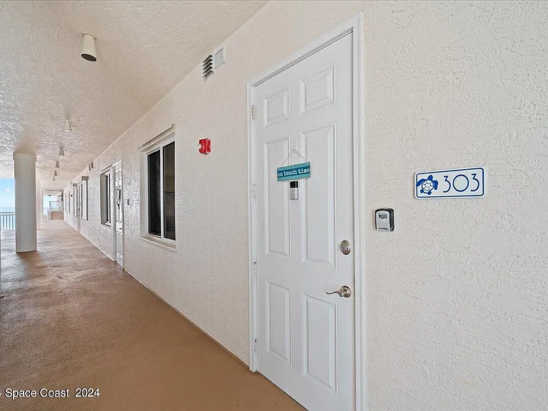 601 N Miramar Ave #303 — Photo 5