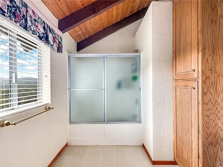 28132 Arbon Ln — Photo 18