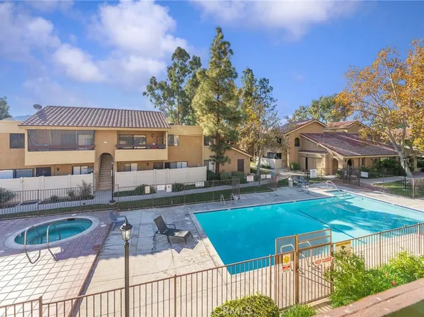 18754 Mandan St APT 1302, Santa Clarita, CA 91351