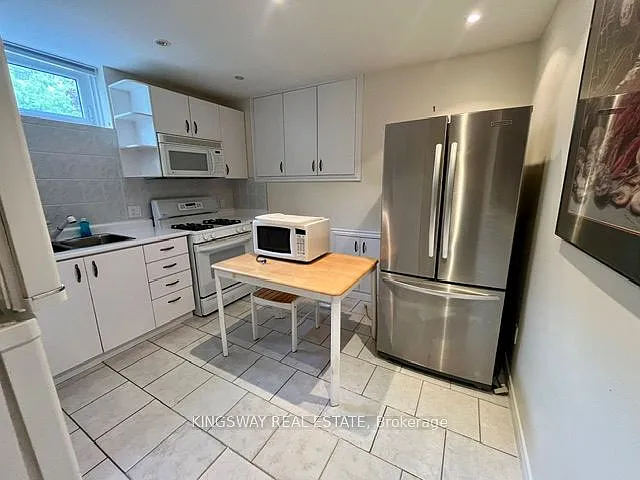 4040 Lookout Ct — Photo 18