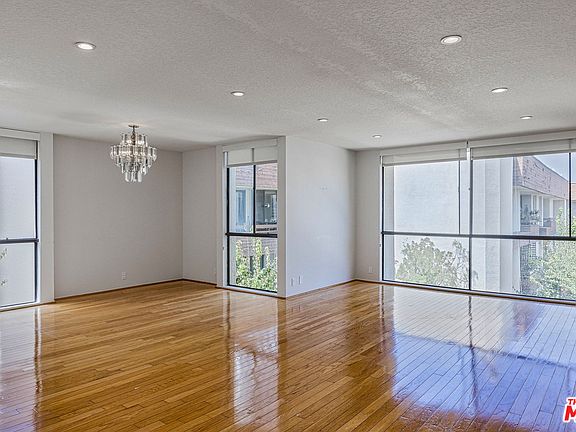 3rd image of 750 S Spaulding Ave APT 335