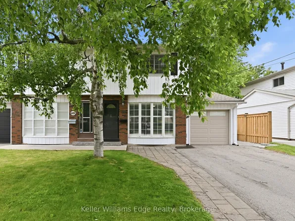 4493 Bennett Rd, Burlington, ON L7L 1Y5