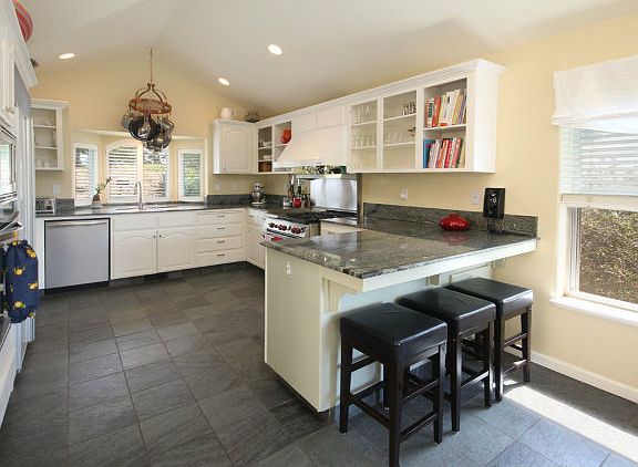 5th image of 412 Vista Del Mar Dr