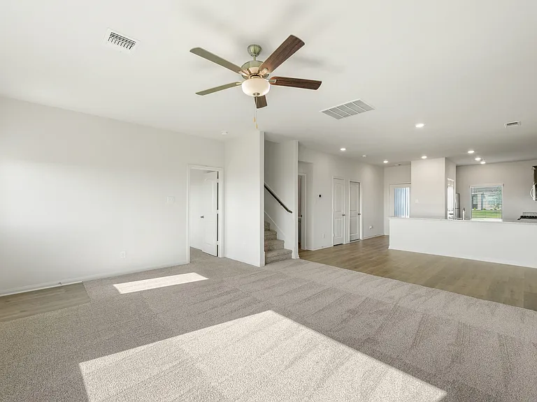 Vista West — Photo 120