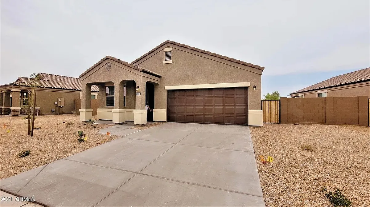4 bed, 2.0 bath, 1716 sqft, $1,699 — Photo 1