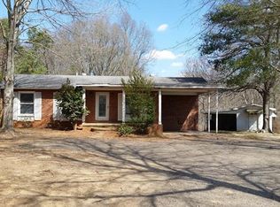 1409 Coddle Creek Hwy, Mooresville, NC 28115