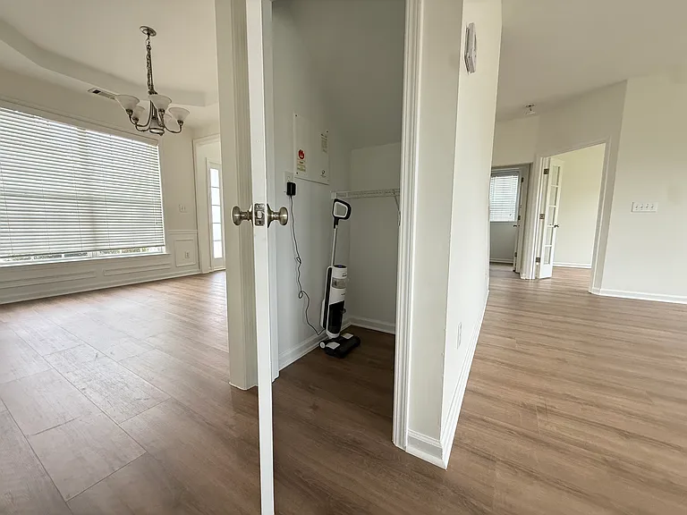 8330 Grenadier Trl — Photo 14