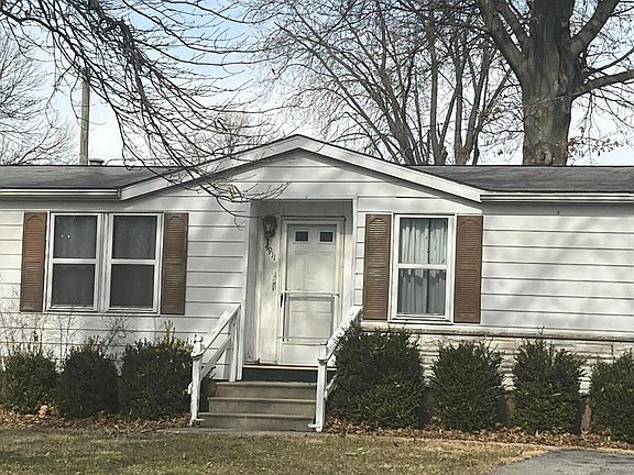 2nd image of 4911 Hills St