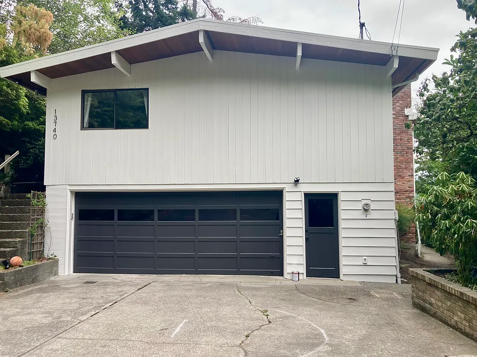 13740 42nd Ave NE