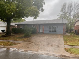 602 W 26th St S, Sand Springs, OK 74063