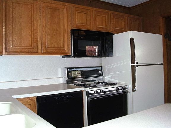 5th image of 102 N 17th Pl