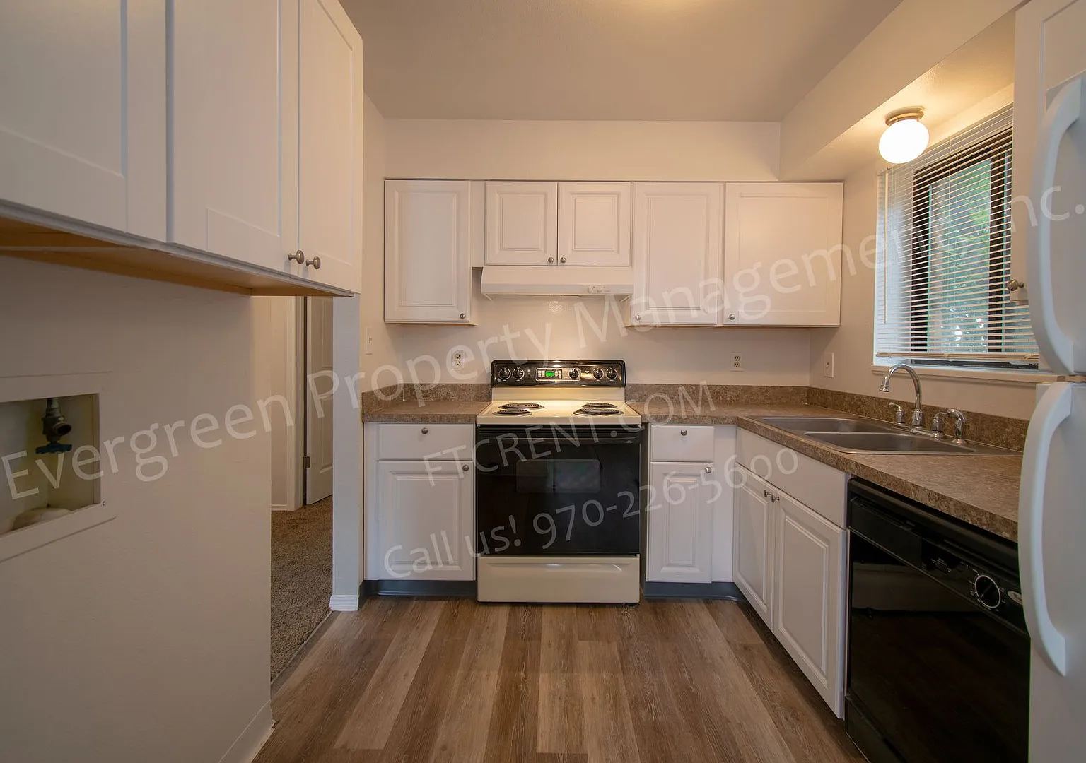 211 N Shields St — Photo 1