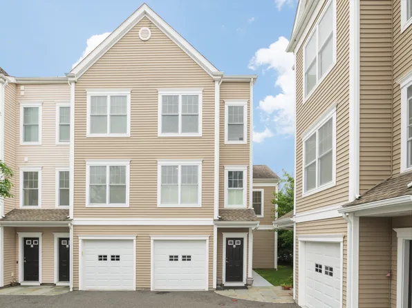 408 Copper Square Drive #408, Bethel, CT 06801