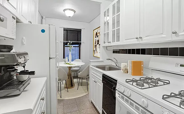 Rented by Platinum Properties | media 6