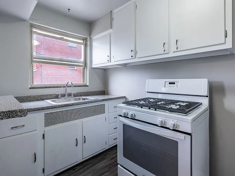 1000 Vermont Ave — Photo 29