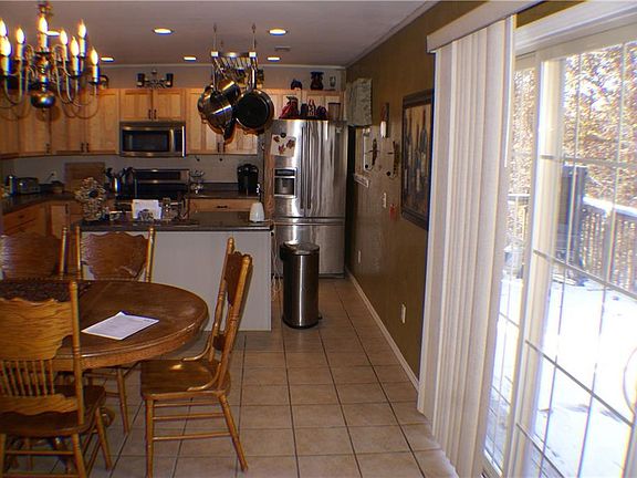 3rd image of 6 Elswick Ln