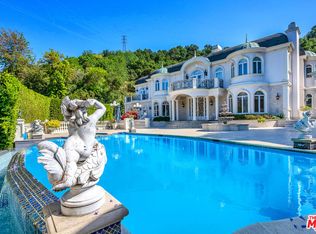 11244 Briarcliff Ln, Studio City, CA 91604