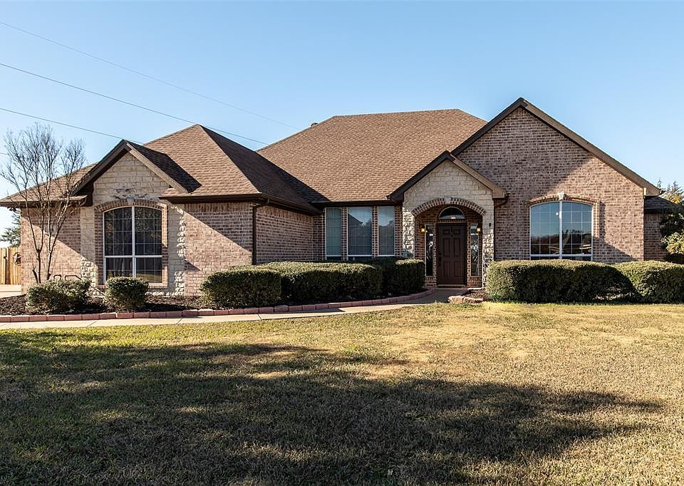1st image of 3016 Birmingham Briar Dr