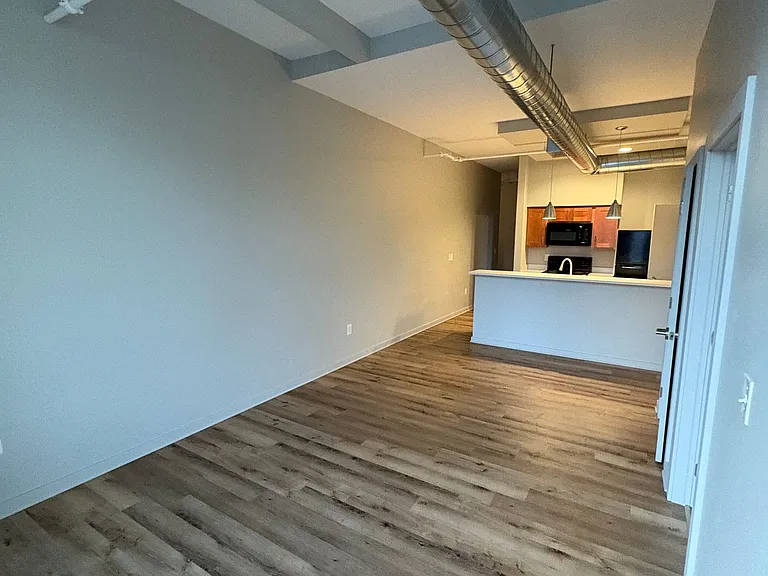 Innerbelt Lofts — Photo 89