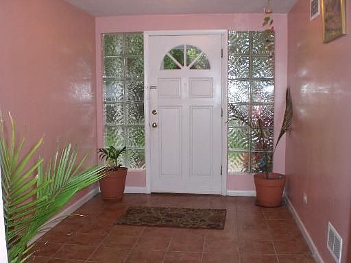 2nd image of 1827 E Liberty Dr
