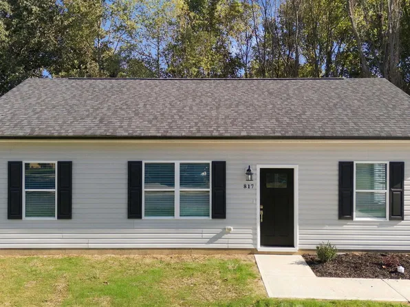 817 Blount St, Smithfield, NC 27577