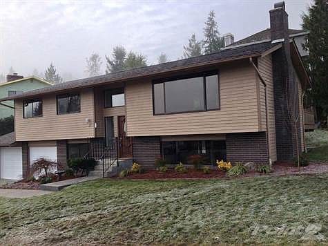 Stunning Valley View Multi Level Home $324,950